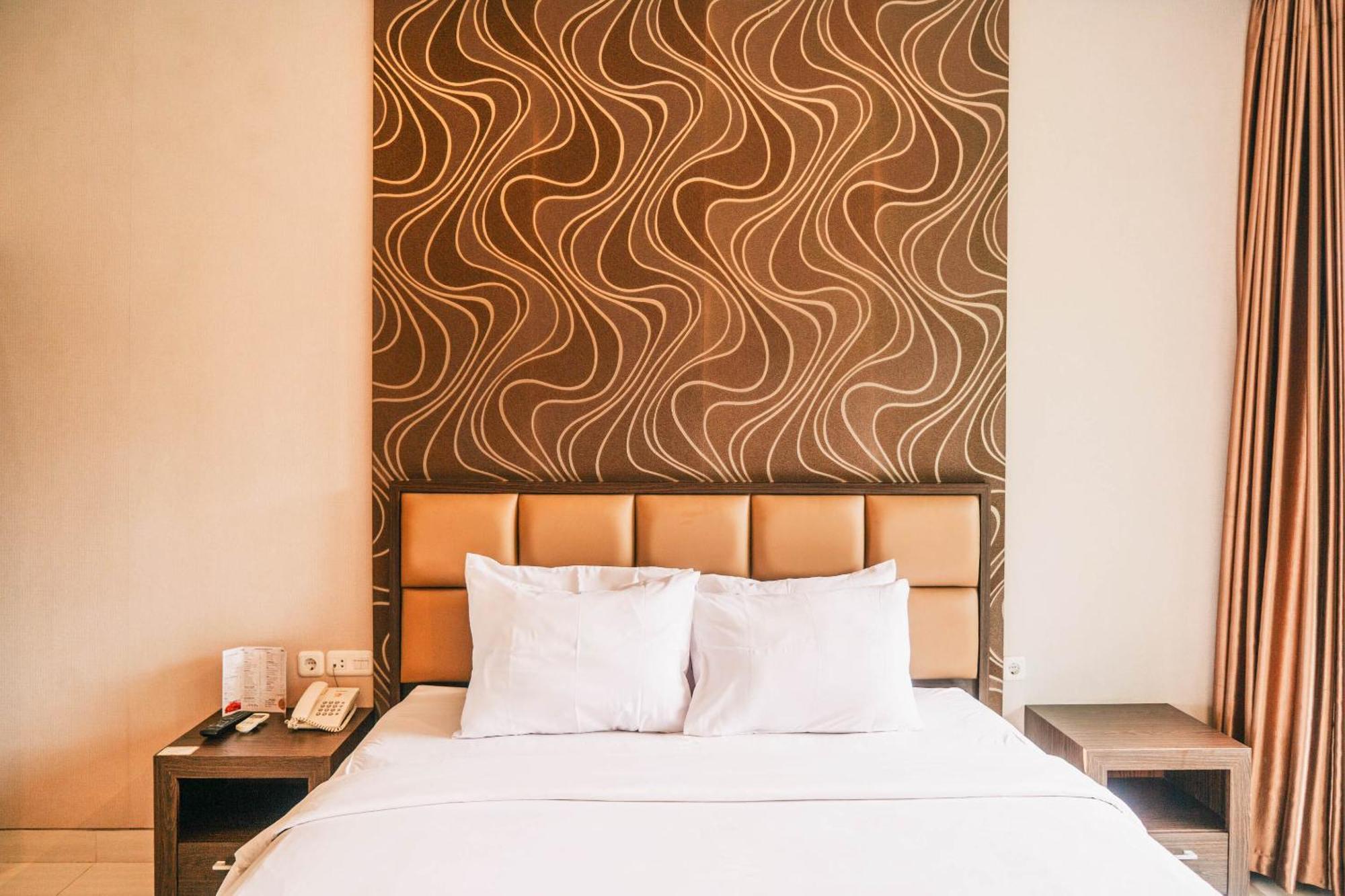 New Surya Hotel Banyuwangi  Luaran gambar