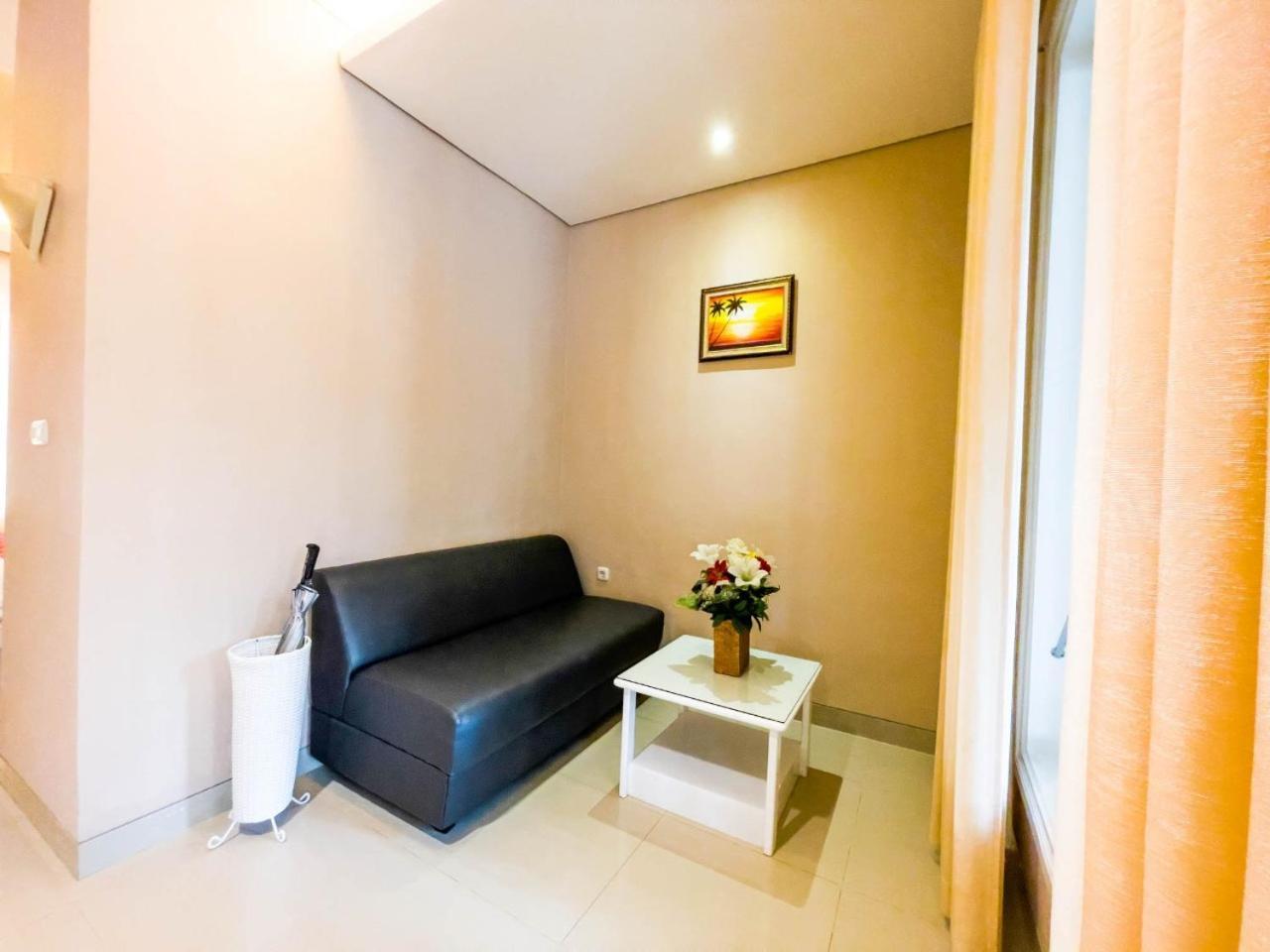 New Surya Hotel Banyuwangi  Luaran gambar