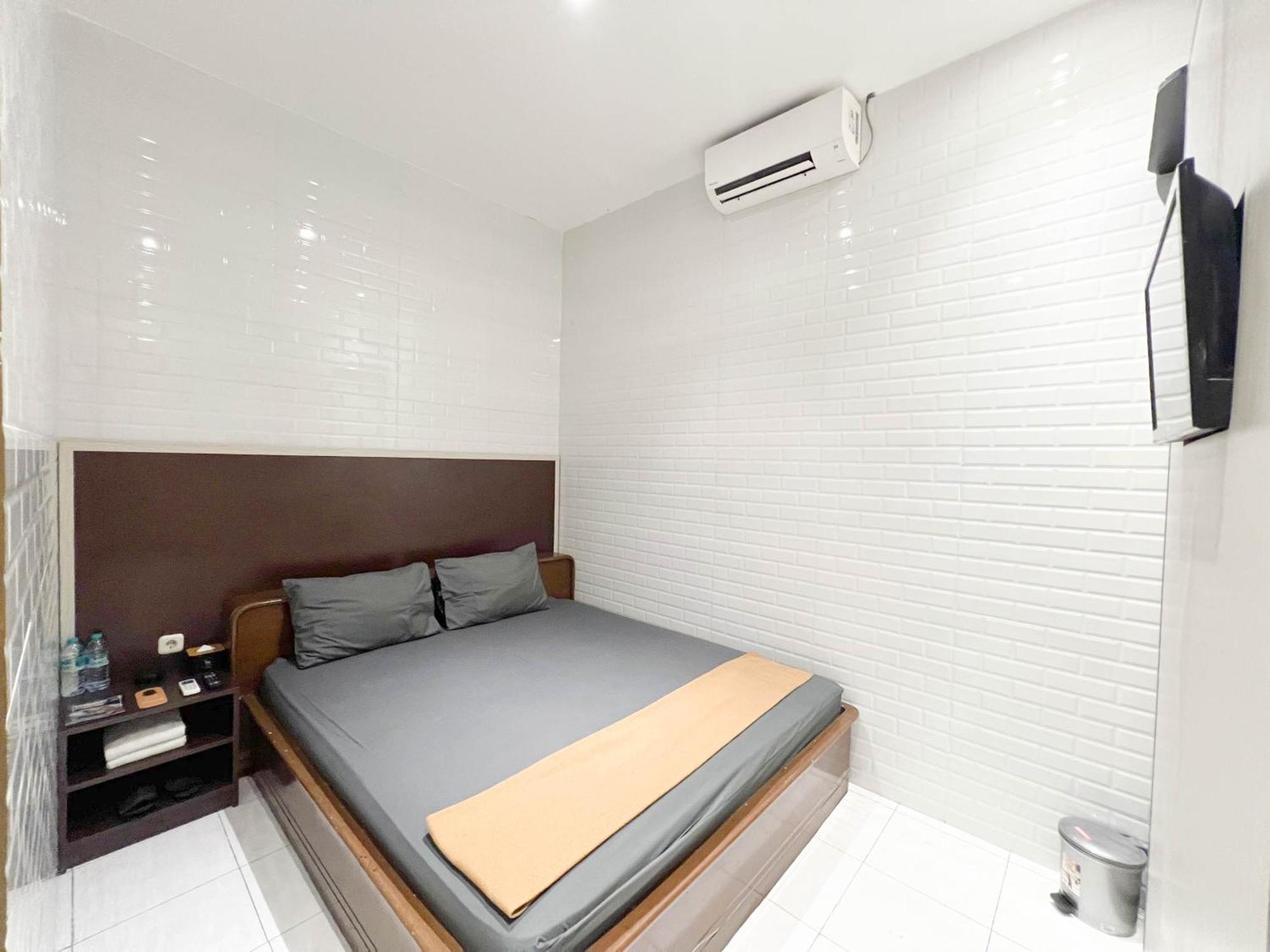 New Surya Hotel Banyuwangi  Luaran gambar